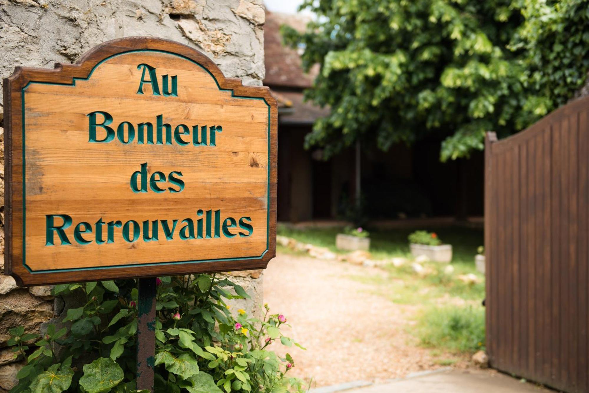 Hotel Au Bonheur Des Retrouvailles Denonville Exterior foto